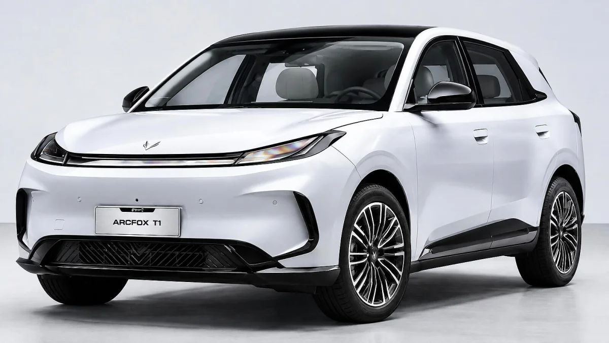 BAIC estreia no Brasil com Arcfox T1 e preço promocional de R$ 129.990