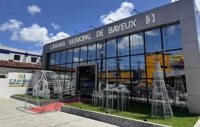 Câmara de Bayeux: denúncia de oferta de dinheiro acirra disputa pela presidência
