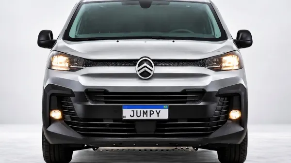 Citroën Jumpy: versões Comfort e Luxo a partir de R$ 269.790