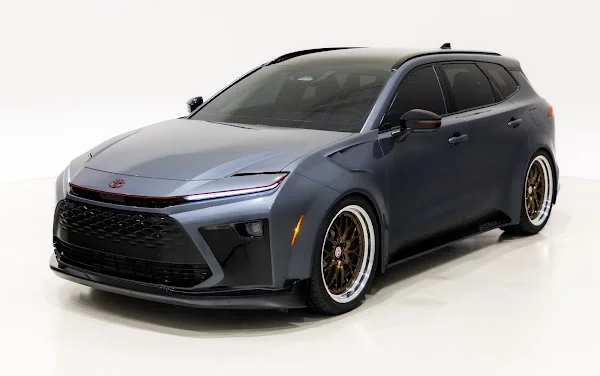 Crown Signia GT-S Concept: rebaixado 12,7 cm para o SEMA
