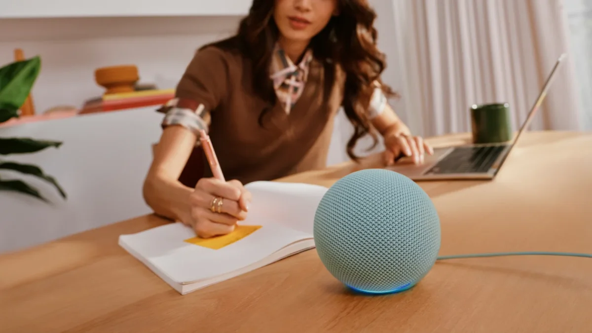 Echo Time: R$ 680 a mais por tela e alarme inteligente?