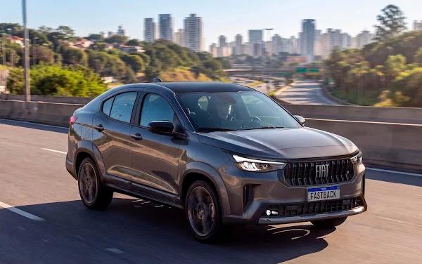 Fiat Fastback atinge 200 mil unidades vendidas no Brasil