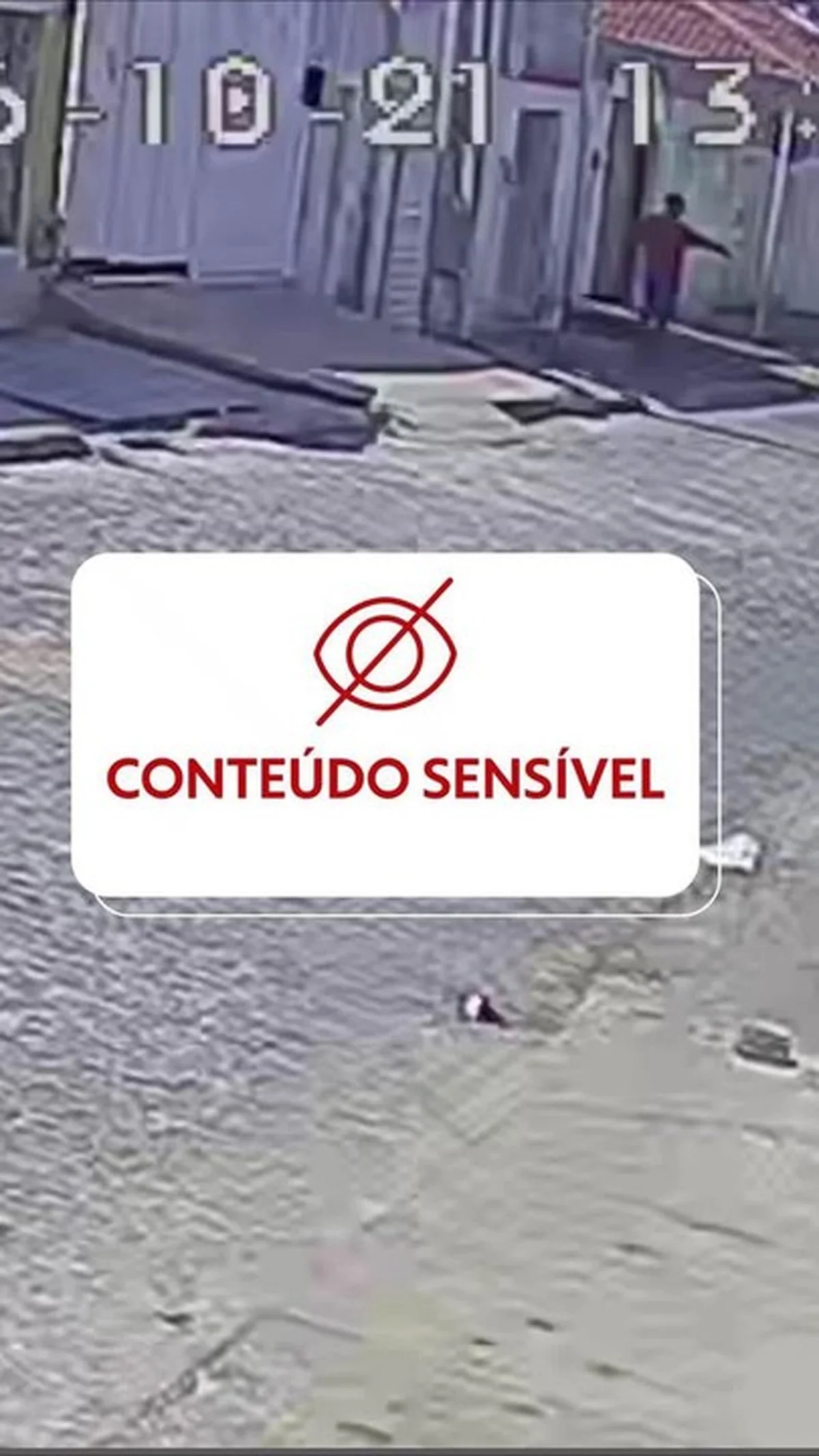 Piancó: homem é flagrado esfaqueando mulher em via pública